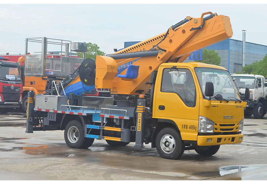 程力牌慶鈴五十鈴33米藍(lán)牌伸縮臂高空作業(yè)車(chē)